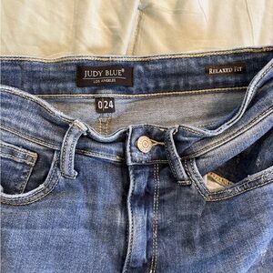 Judy Blue Classic Relaxed-Fit Jeans in Medium Blue Wash